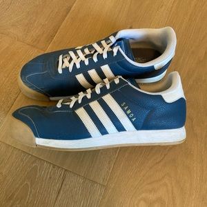 Men’s blue Adidas Samoa sneakers, size 10.5